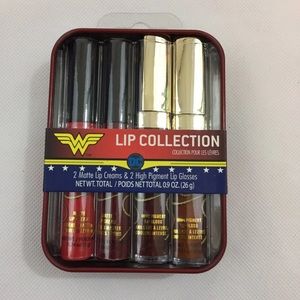 Wonder Woman Lip Collection